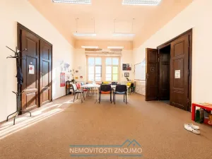 Pronájem kanceláře, Znojmo, Horní náměstí, 103 m2