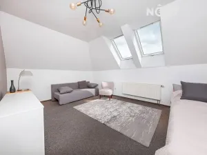 Prodej rodinného domu, Horní Jelení, Dvorská, 160 m2