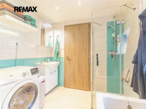 Prodej rodinného domu, Karlova Ves, 160 m2