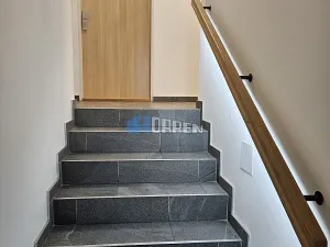 Pronájem bytu 2+kk, Praha - Libeň, Primátorská, 55 m2
