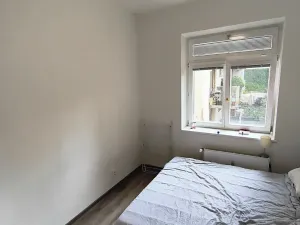 Pronájem bytu 2+kk, Praha - Žižkov, Jeseniova, 39 m2
