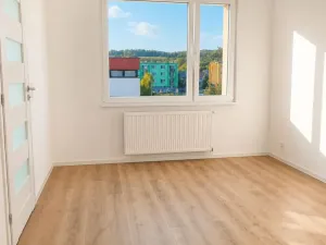Prodej bytu 4+1, Ostroměř, Zahradní, 92 m2