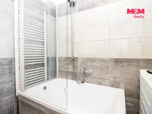 Prodej bytu 2+kk, Pardubice - Zelené Předměstí, Devotyho, 53 m2