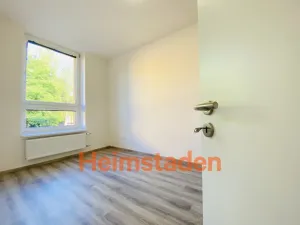 Pronájem bytu 2+kk, Ostrava - Poruba, Porubská, 42 m2