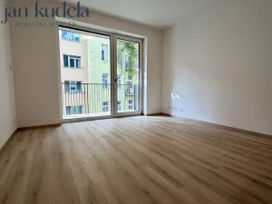 Pronájem bytu 1+kk, Brno, Hvězdová, 32 m2