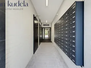 Pronájem bytu 1+kk, Brno, Hvězdová, 32 m2