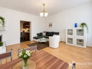 Prodej bytu 1+1, Praha - Smíchov, Plzeňská, 70 m2