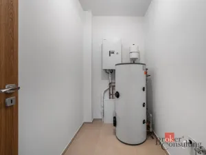 Prodej rodinného domu, Chvaletice, V Telčicích, 97 m2