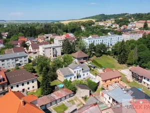 Prodej rodinného domu, Dobrovice, Palackého náměstí, 218 m2