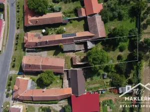 Prodej zemědělské usedlosti, Močovice, 168 m2