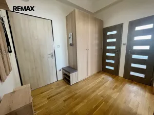 Pronájem bytu 2+kk, Praha - Nusle, Na Veselí, 51 m2