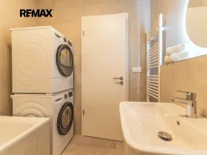 Pronájem bytu 2+kk, Praha - Hlubočepy, Divíškové, 50 m2
