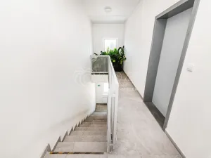 Prodej bytu 2+kk, Hostivice, Čsl. armády, 55 m2
