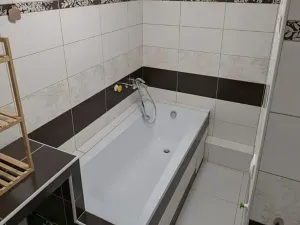 Pronájem bytu 2+1, Karlovy Vary, Školní, 63 m2