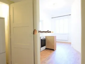 Pronájem bytu 2+kk, Praha - Nusle, Lounských, 52 m2