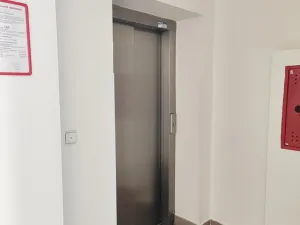 Pronájem bytu 1+kk, České Budějovice - České Budějovice 3, Riegrova, 25 m2