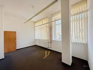 Pronájem obchodního prostoru, Olomouc, Holická, 144 m2