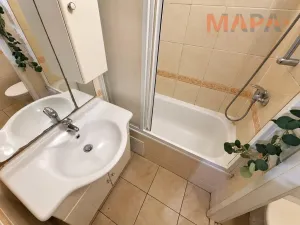 Prodej bytu 1+1, Jirkov, Na Borku, 39 m2