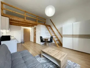 Pronájem bytu 1+kk, Praha - Smíchov, Lidická, 30 m2