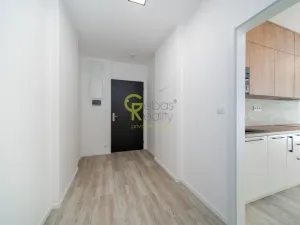 Pronájem bytu 1+kk, Praha - Kbely, Mladoboleslavská, 40 m2