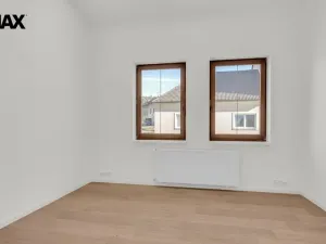 Prodej kanceláře, Třebíč - Stařečka, Sucheniova, 410 m2