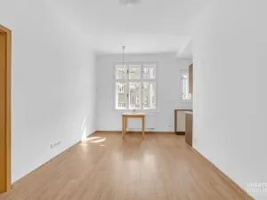 Pronájem bytu 2+kk, Hradec Králové, Škroupova, 49 m2