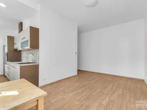 Pronájem bytu 2+kk, Hradec Králové, Škroupova, 49 m2