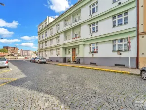 Pronájem bytu 2+kk, Hradec Králové, Škroupova, 49 m2