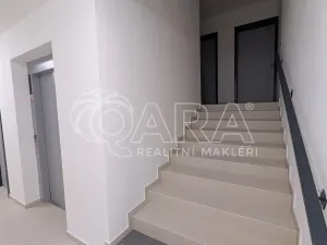 Pronájem bytu 1+kk, Plzeň - Skvrňany, Na Průhonu, 36 m2