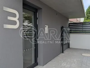 Pronájem bytu 1+kk, Plzeň - Skvrňany, Na Průhonu, 36 m2