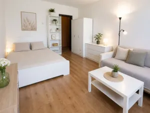 Prodej bytu 1+1, Praha - Bohnice, Poznaňská, 35 m2