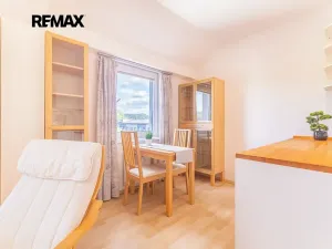 Prodej bytu 2+kk, Dobřichovice, Za Parkem, 42 m2