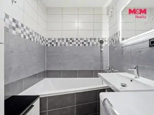 Prodej bytu 3+1, Jablonec nad Nisou - Mšeno nad Nisou, Mechová, 72 m2