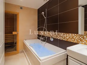 Prodej bytu 2+kk, Praha - Hlubočepy, Výhledová, 74 m2