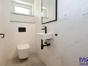 Pronájem vícegeneračního domu, Praha - Stodůlky, V borovičkách, 193 m2