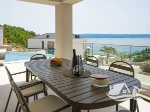 Prodej vily, Podstrana, Chorvatsko, 292 m2
