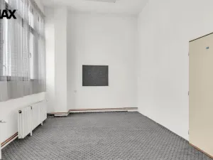 Prodej obchodního prostoru, Třebíč - Vnitřní Město, Komenského nám., 1008 m2