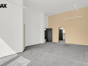 Prodej obchodního prostoru, Třebíč - Vnitřní Město, Komenského nám., 1008 m2