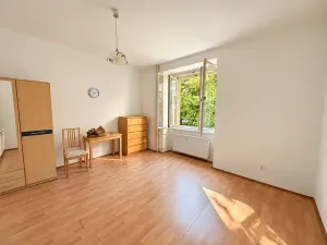 Pronájem bytu 1+kk, Praha - Vršovice, K louži, 32 m2