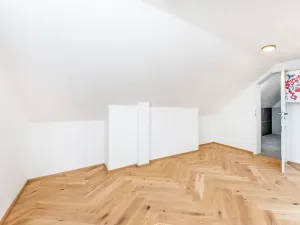 Prodej bytu 3+kk, Praha - Vršovice, Žitomírská, 120 m2