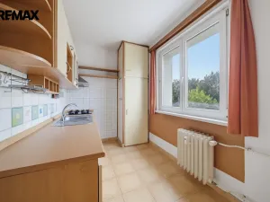 Prodej bytu 3+1, Karlovy Vary, Krymská, 71 m2
