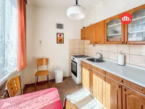 Prodej bytu 2+1, Nová Role, Rolavská, 54 m2