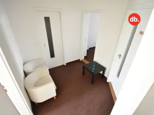 Pronájem kanceláře, Karlovy Vary, Bělehradská, 112 m2
