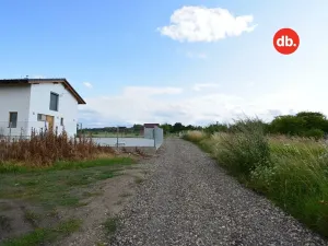 Prodej pozemku pro bydlení, Chbany, 915 m2
