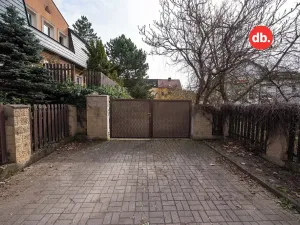 Prodej rodinného domu, Karlovy Vary, Vančurova, 260 m2