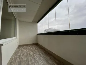Pronájem bytu 1+kk, Praha - Vysočany, Poděbradská, 43 m2