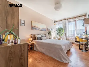 Pronájem bytu 2+kk, Slaný, Kybalova, 56 m2