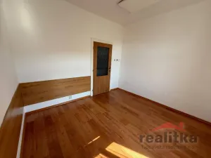 Pronájem bytu 1+kk, Opava - Předměstí, Pekařská, 18 m2