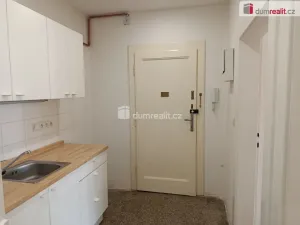 Pronájem bytu 2+kk, Praha - Strašnice, Za poštou, 50 m2