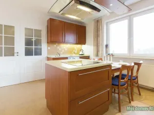Prodej bytu 4+kk, Praha - Horní Počernice, U věže, 146 m2
